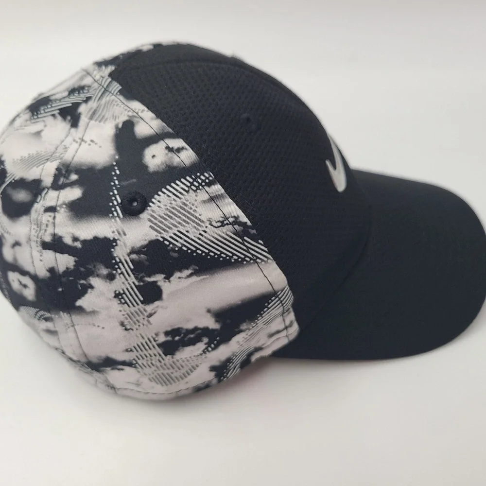 Child Nike Hat Snapback Black White Abstract Pattern Swoosh Logo Sports Outdoors